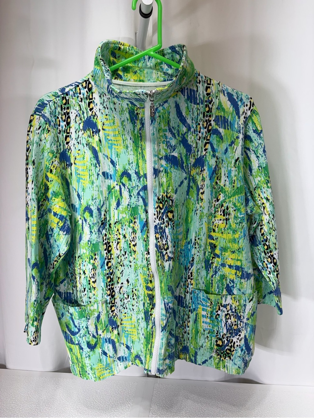 Vibrant Green Printed Zip-Front Utility Jacket 3539